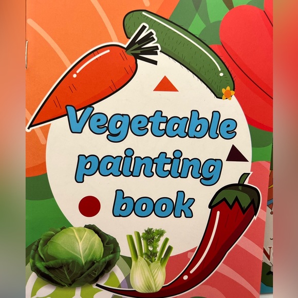 🖤 NWT- Lot of 4 Mini Coloring Books 🖤 - Picture 4 of 7